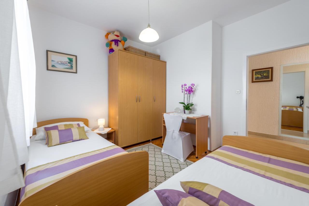 Lovely Apartment Дубровник Екстериор снимка