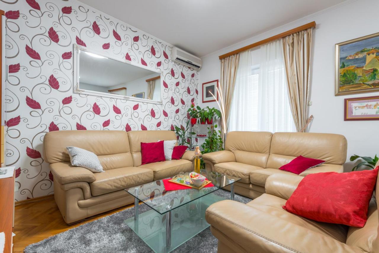 Lovely Apartment Дубровник Екстериор снимка