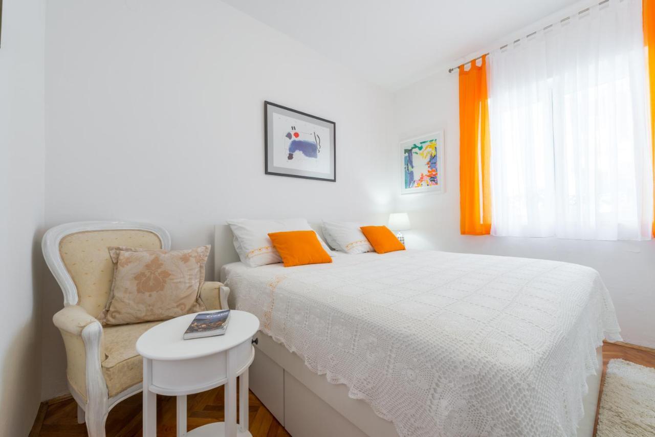 Lovely Apartment Дубровник Екстериор снимка