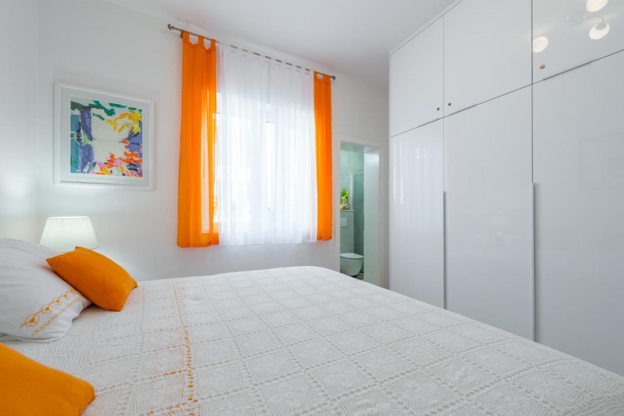 Lovely Apartment Дубровник Екстериор снимка