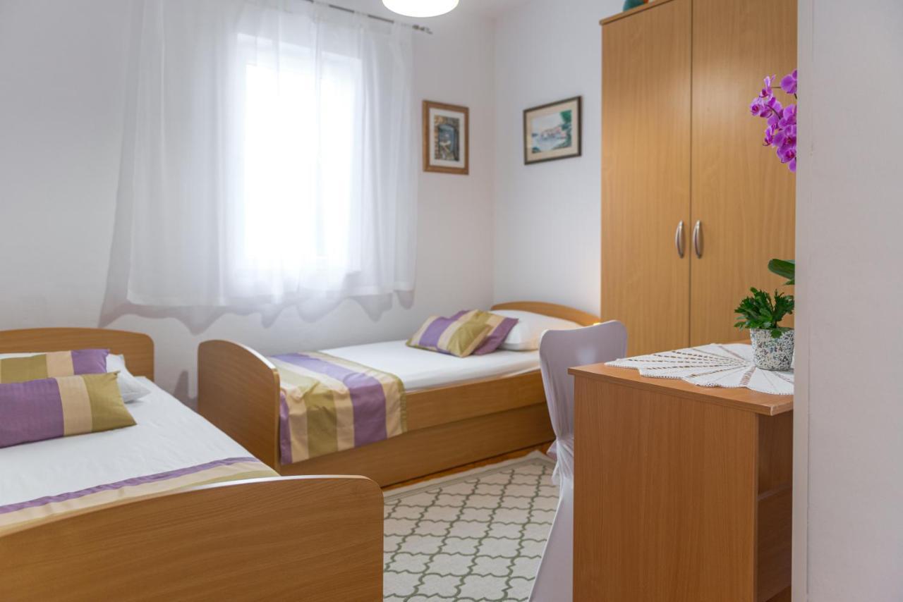 Lovely Apartment Дубровник Екстериор снимка