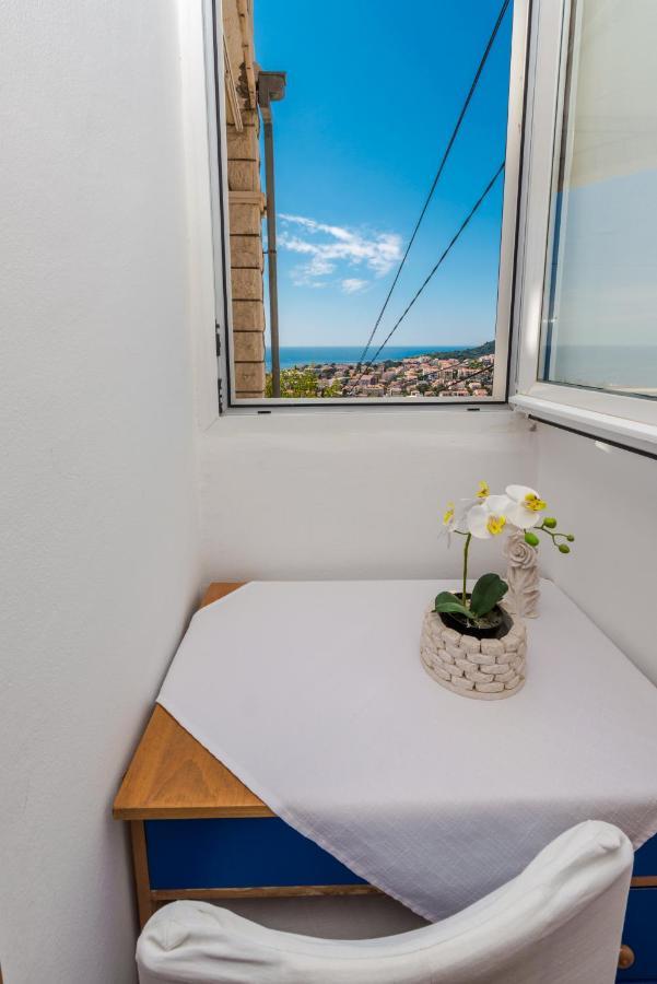 Lovely Apartment Дубровник Екстериор снимка